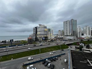 Apartamento à venda com VISTA MAR