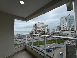Apartamento à venda com VISTA MAR