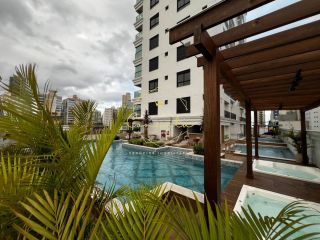 Apartamento a venda na  QUADRA DO MAR, 4 suítes, 3 vagas!!!