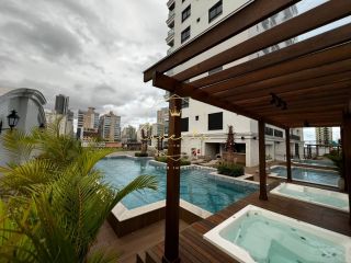 Apartamento a venda na  QUADRA DO MAR, 4 suítes, 3 vagas!!!