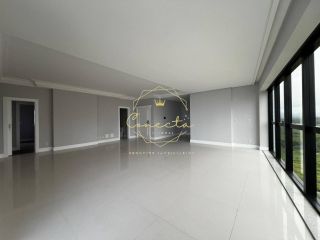 Apartamento a venda na  QUADRA DO MAR, 4 suítes, 3 vagas!!!