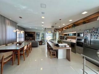 COBERTURA/DUPLEX A VENDA NA QUADRA DO MAR!!