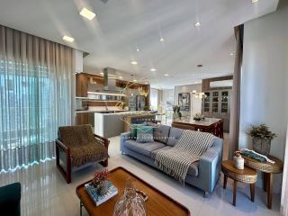 COBERTURA/DUPLEX A VENDA NA QUADRA DO MAR!!