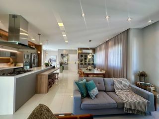 COBERTURA/DUPLEX A VENDA NA QUADRA DO MAR!!