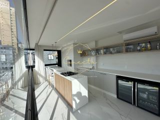 APARTAMERNTO A VENDA FINAMENTE MOBILIADO NA QUADRA MAR!!