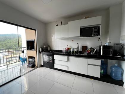 Sobrado triplex mobiliado a venda e BRUSQUE!!