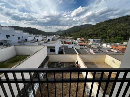 Sobrado triplex mobiliado a venda e BRUSQUE!!