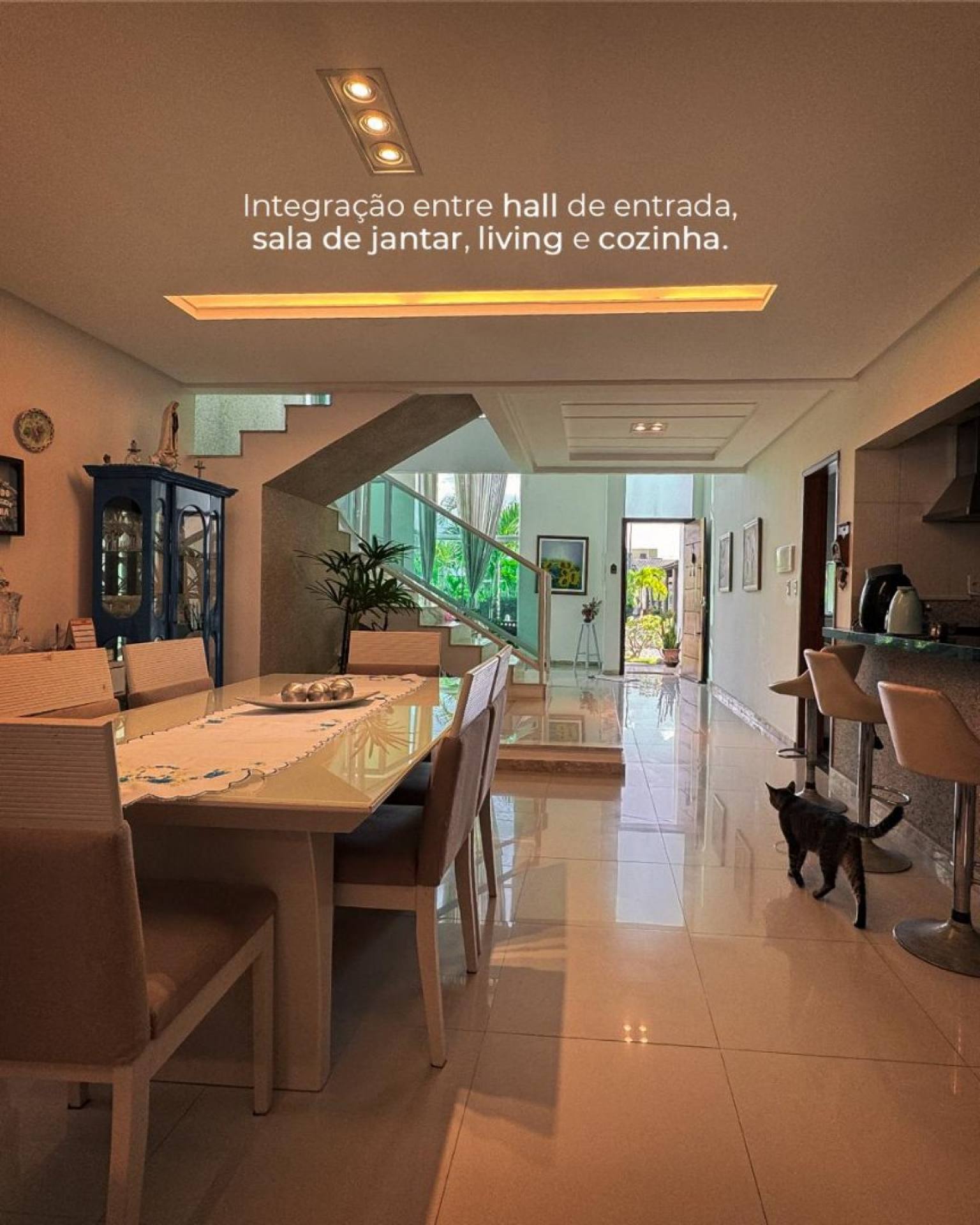 Casa de Condomínio Para Vender com 4 quartos 4 suítes no bairro Robalo em Aracaju