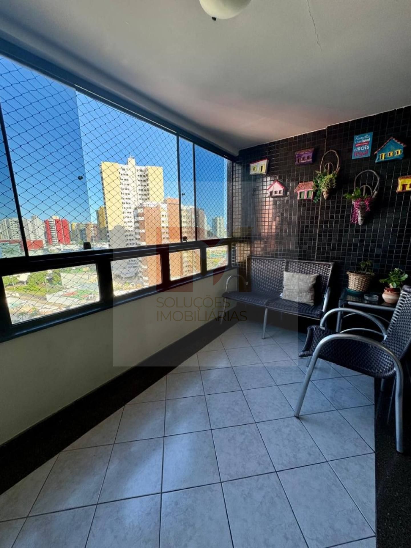 Vendo Lê Bristol / 3 suítes / Jardins