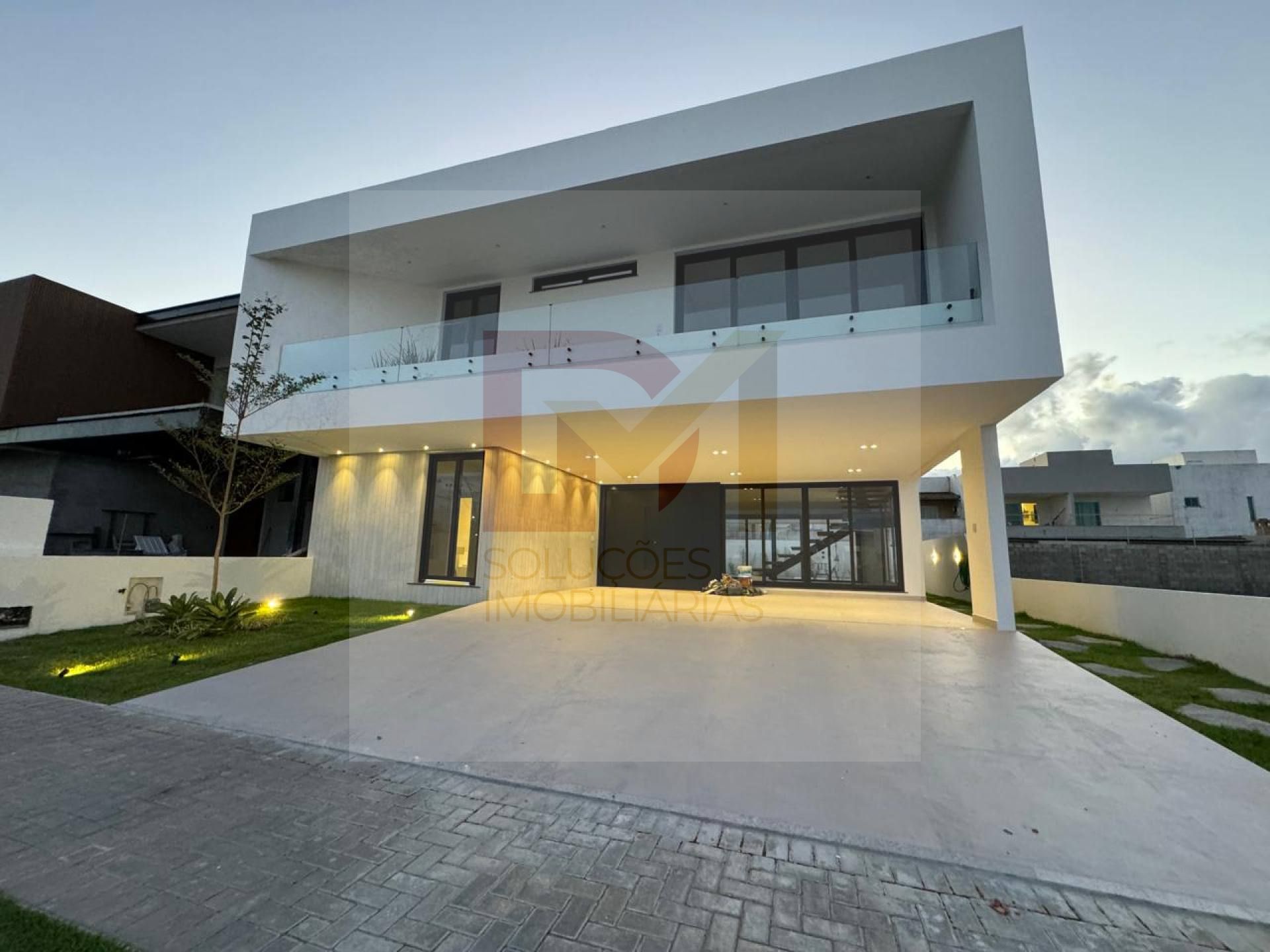 Mansão a venda na Aruana no Cond. Tahaa Home Resort