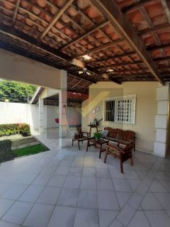 Casa Para Vender com 3 quartos 1 suítes no bairro Aeroporto, Aracaju-SE.