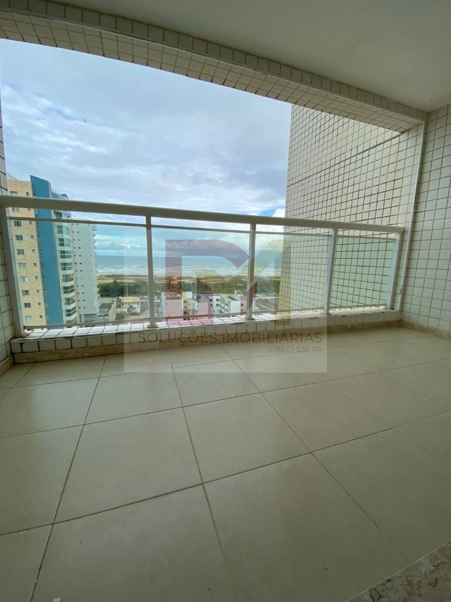 Apartamento Para Vender com 3 quartos 3 suítes no bairro Atalaia em Aracaju