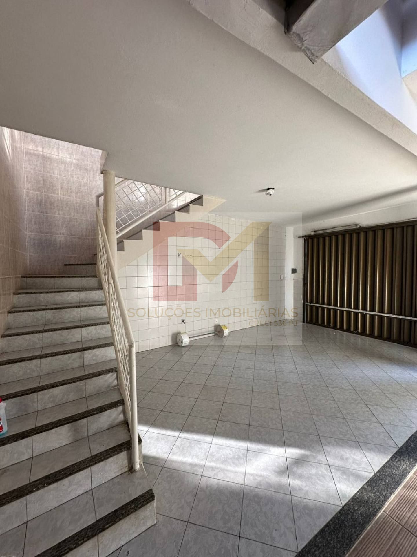 Casa Para Vender com 4 quartos 1 suítes no bairro Aeroporto em Aracaju