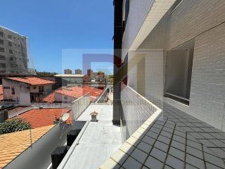 Apartamento Para Vender com 3 quartos 1 suítes no bairro Atalaia em Aracaju / Condomínio Varandas do Atlântico.