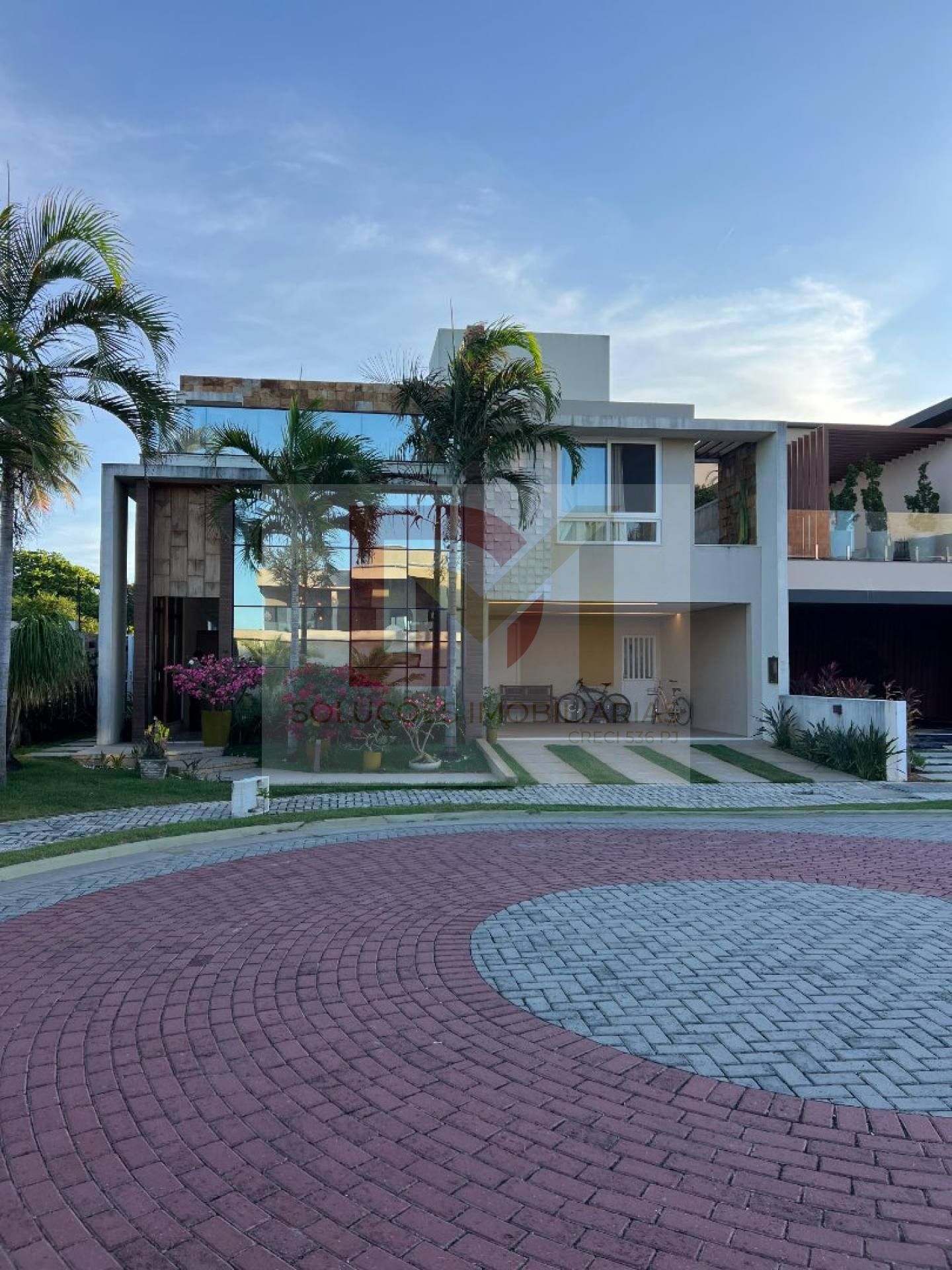 Casa de Condomínio Para Vender com 4 suítes no bairro Aruana em Aracaju / Condomínio Kenoa Residence.