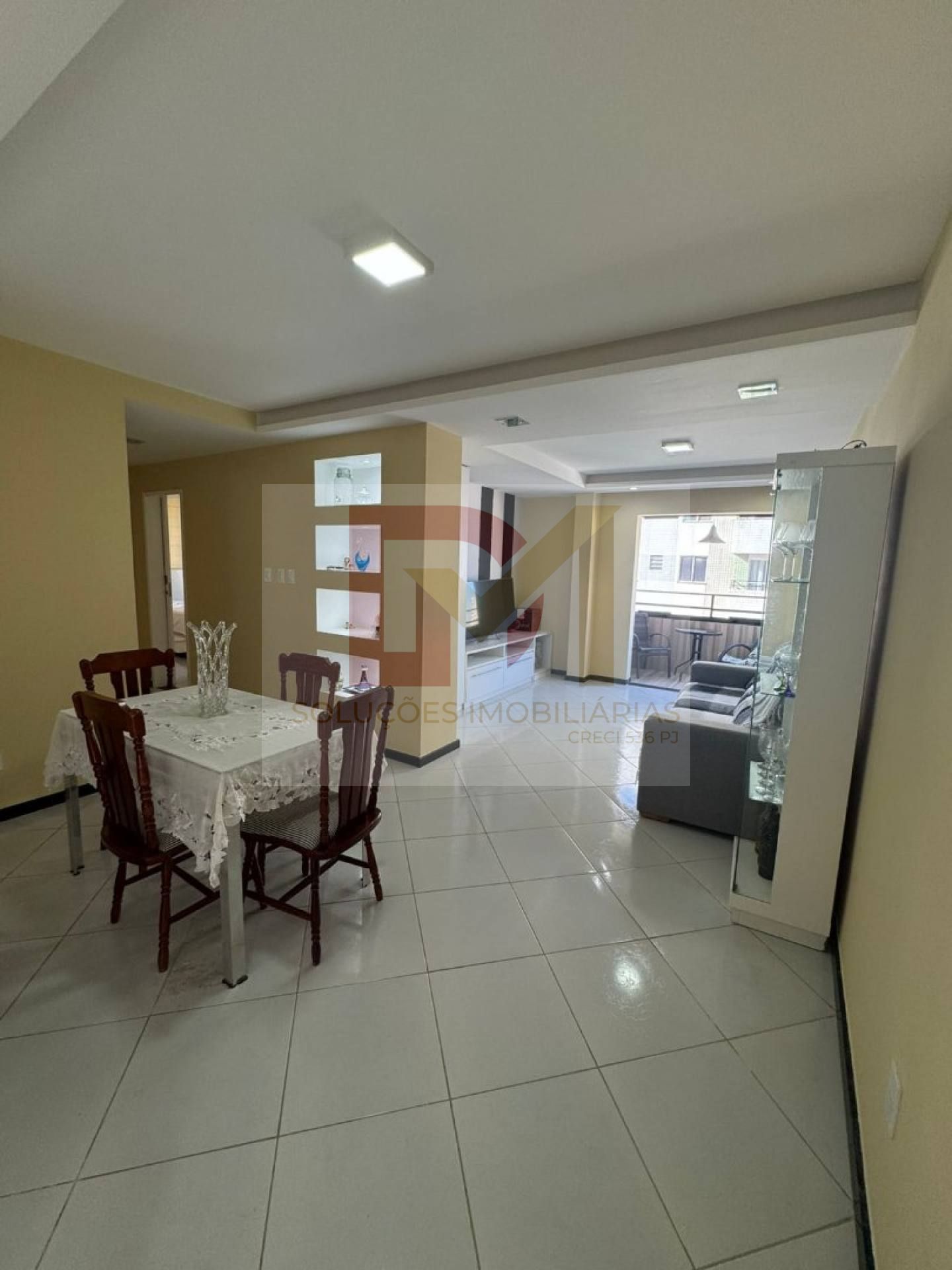 Apartamento Para Vender com 2 suítes no bairro Coroa do Meio em Aracaju / Condomínio San Francisco