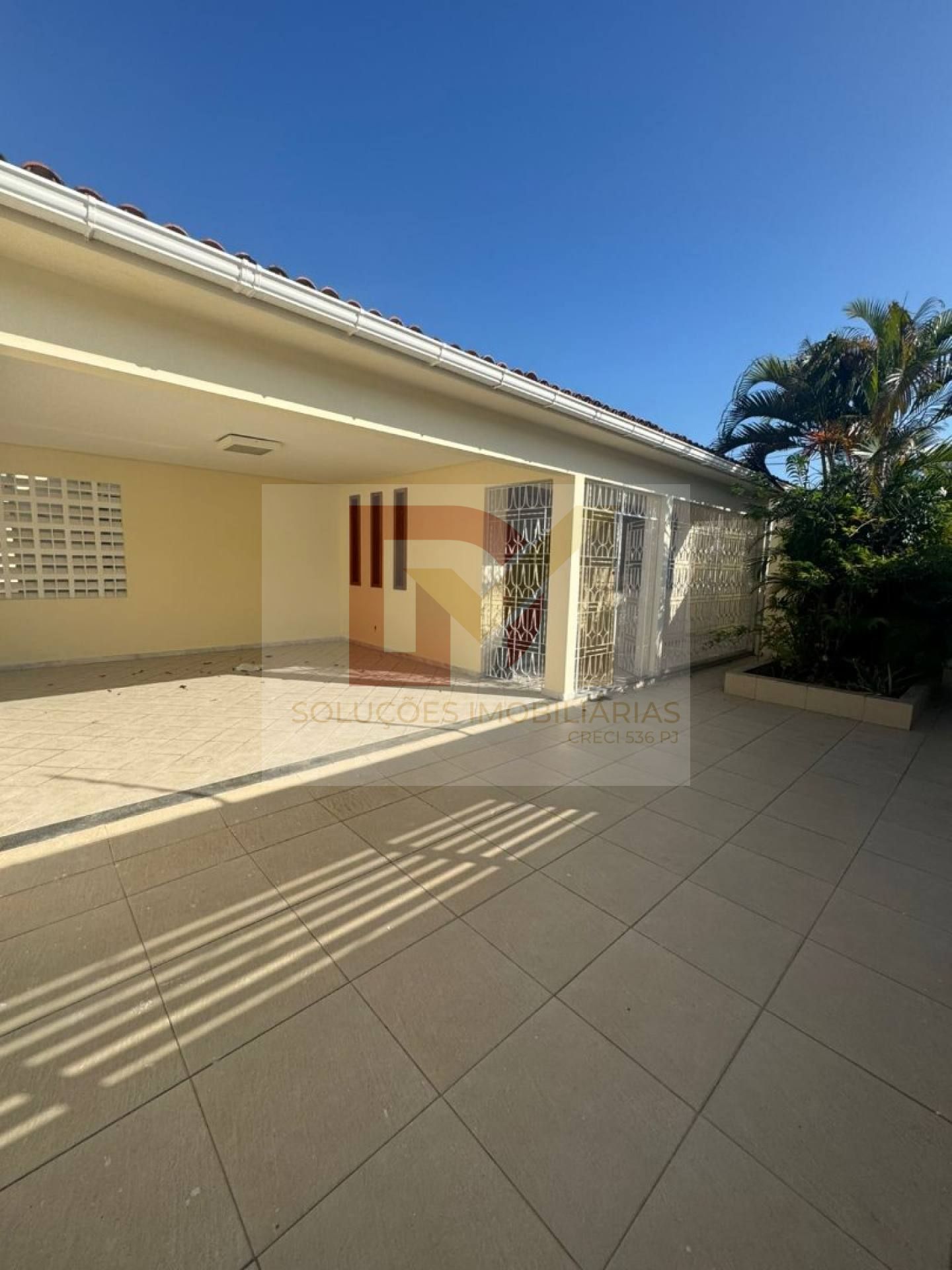 Casa Para Vender com 4 quartos 2 suítes no bairro Inácio Barbosa em Aracaju