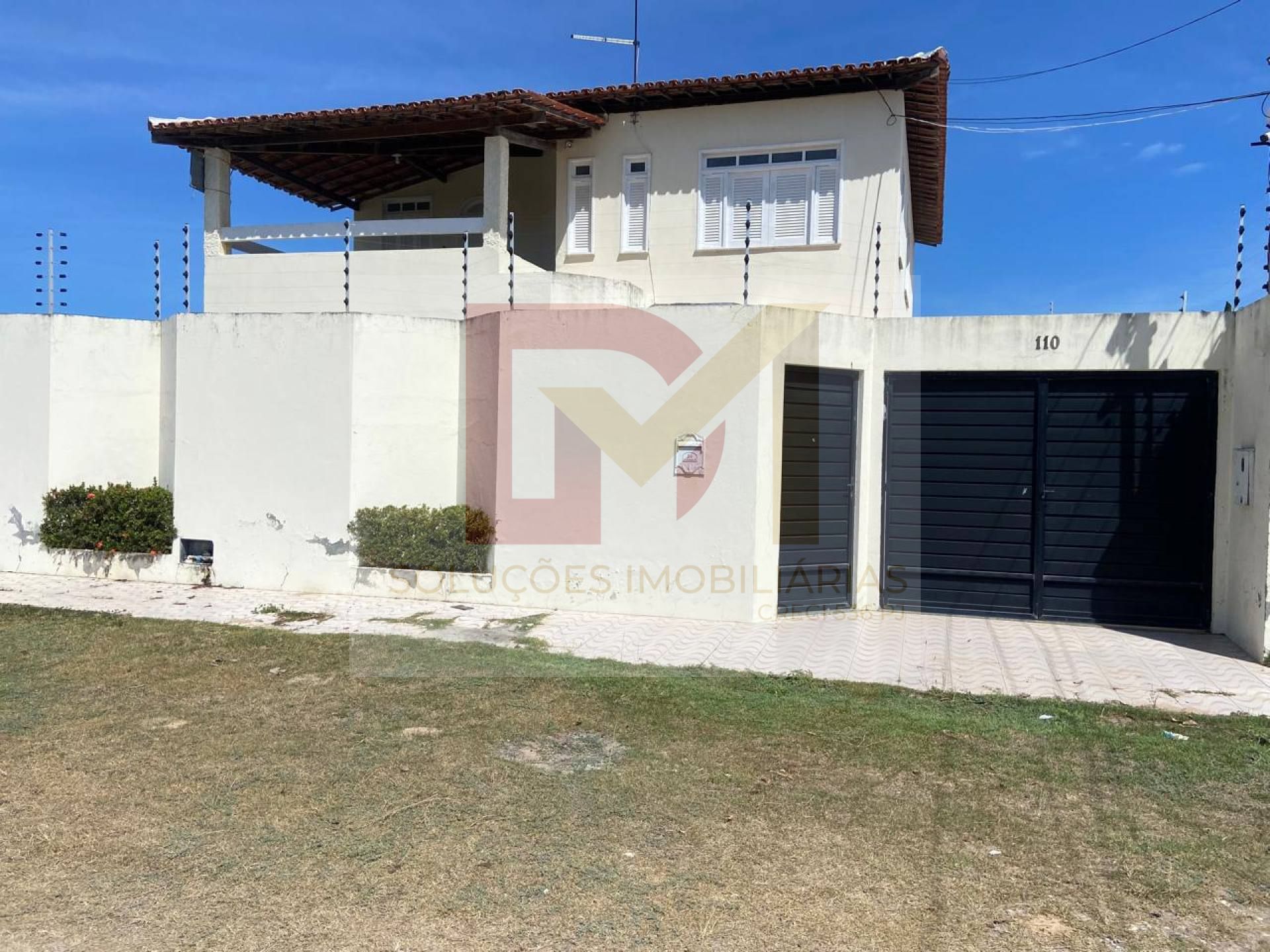 Casa Para Vender com 6 quartos 2 suítes no bairro Mosqueiro em Aracaju/SE.