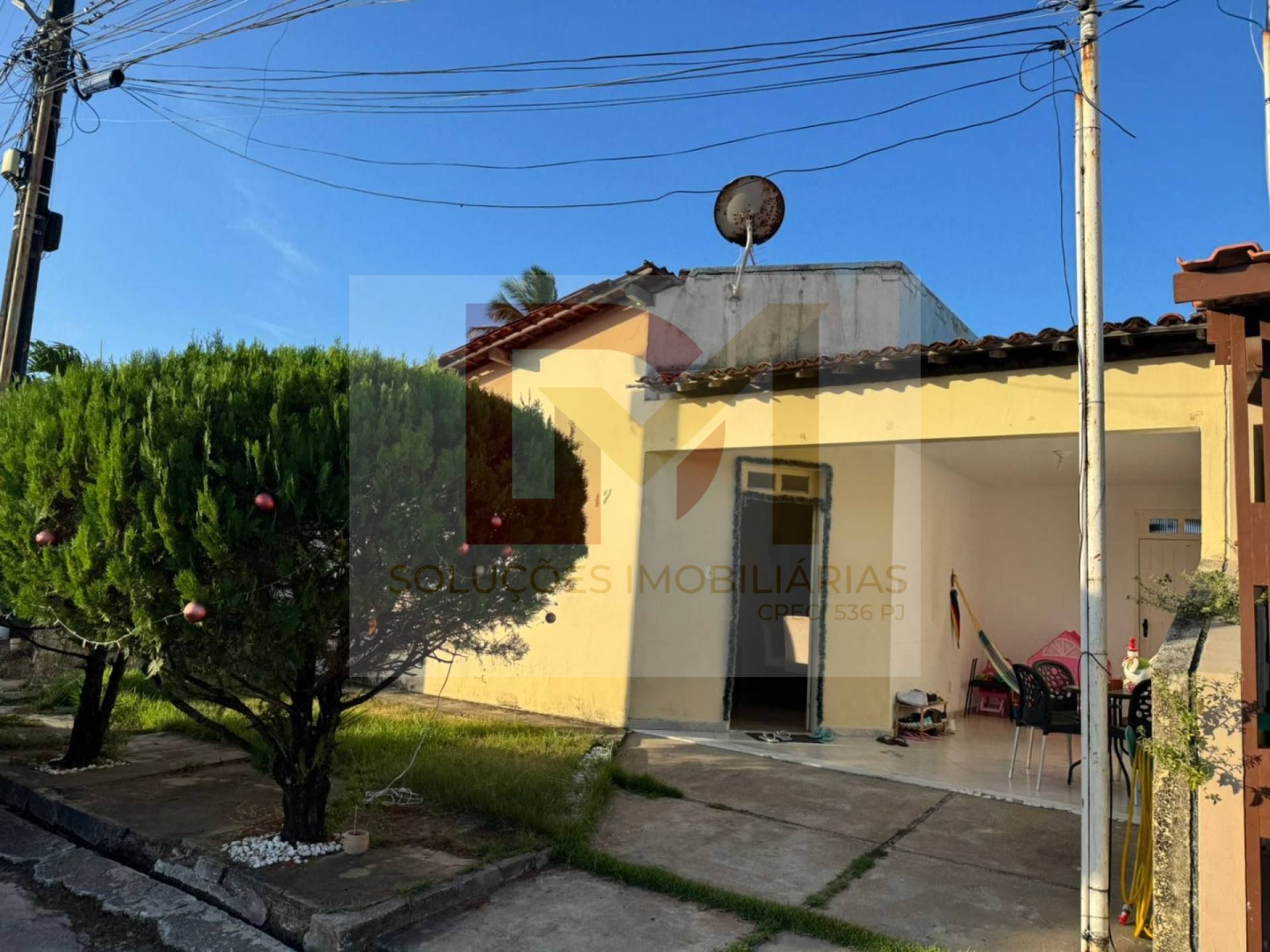 Casa de Condomínio Para Vender com 3 quartos 1 suítes no bairro Farolândia em Aracaju / Residencial Costa Azul.
