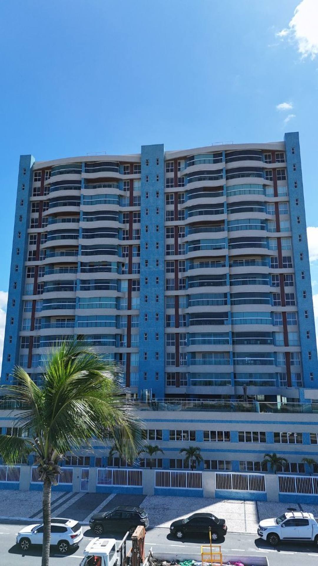 SKY Residence / Vista livre / Atalaia .