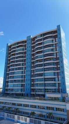 SKY Residence / Vista livre / Atalaia .