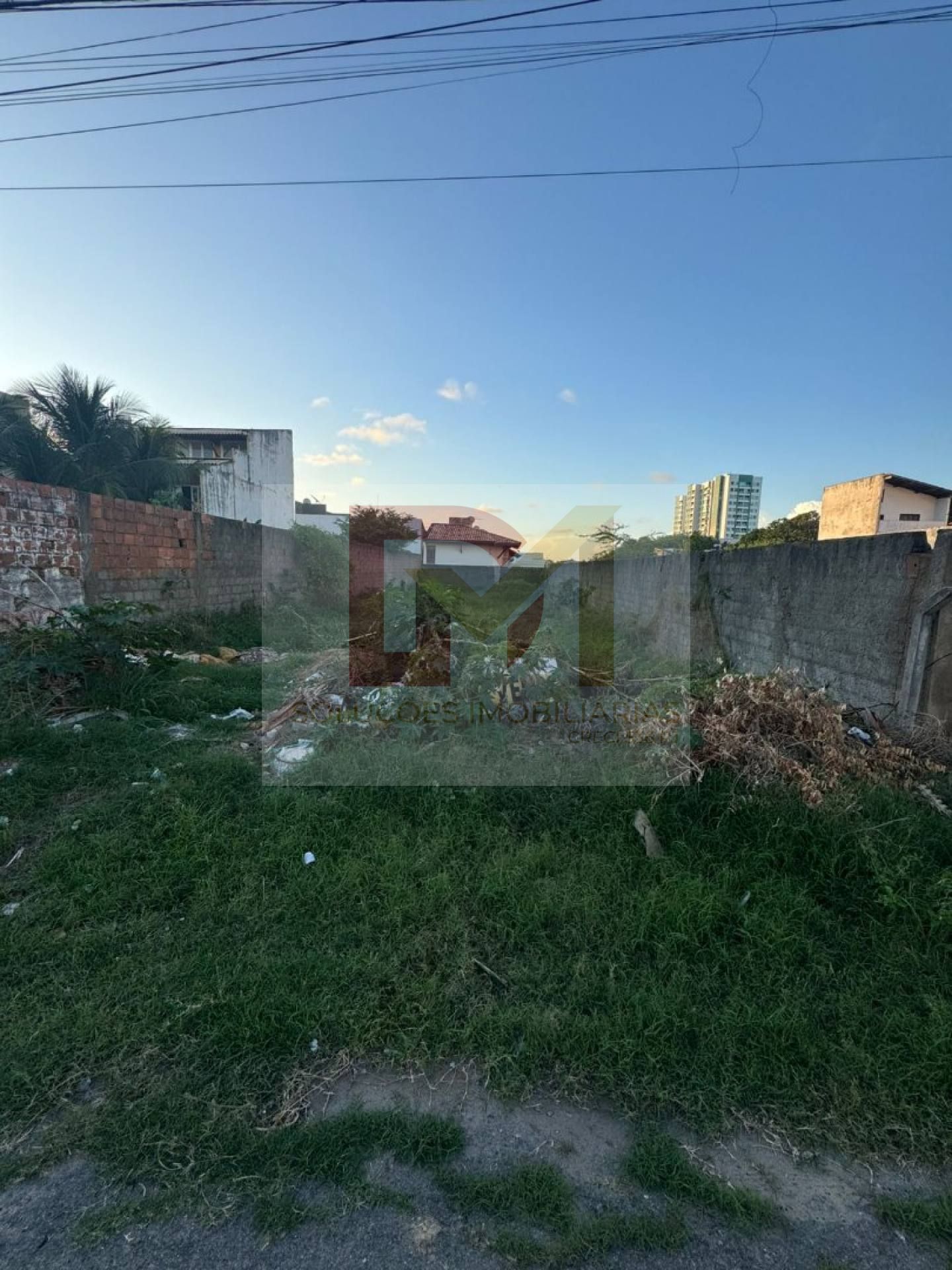 Lote / Terreno de Bairro Para Vender no bairro Atalaia em Aracaju