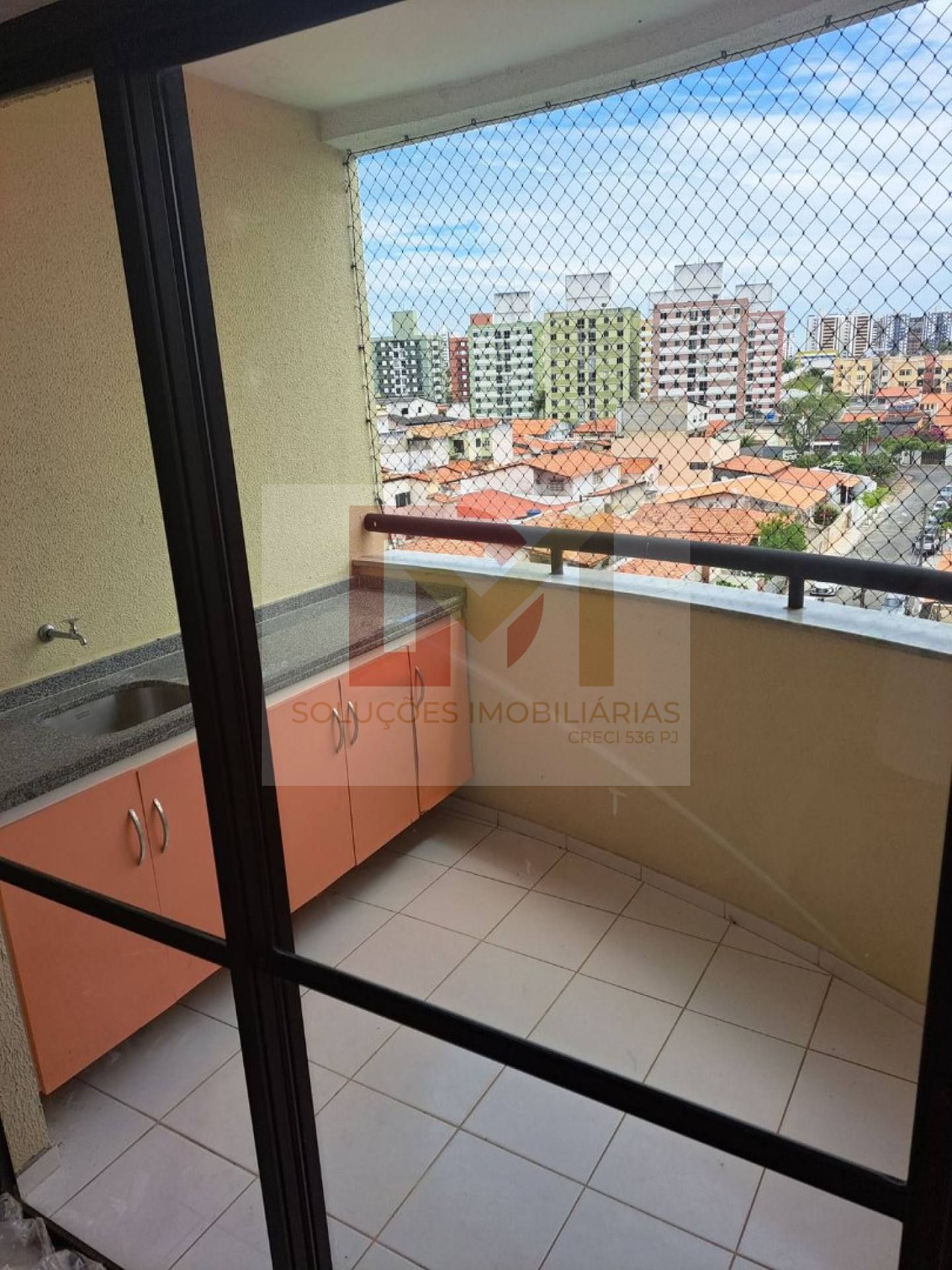 Apartamento Para Vender com 3 quartos 1 suítes no bairro Luzia em Aracaju / Condomínio EcoVille Residence.