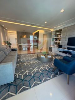 Apartamento Para Vender com 2 suítes no bairro Atalaia em Aracaju / Maison Ville de Lourdes.