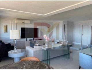 Apartamento Para Vender com 3 suítes no bairro 13 de Julho em Aracaju / Edifício Fernando Sampaio.
