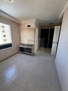 Apartamento Para Vender com 3 quartos 1 suítes no bairro Atalaia em Aracaju / Residencial Clube Atalaia.
