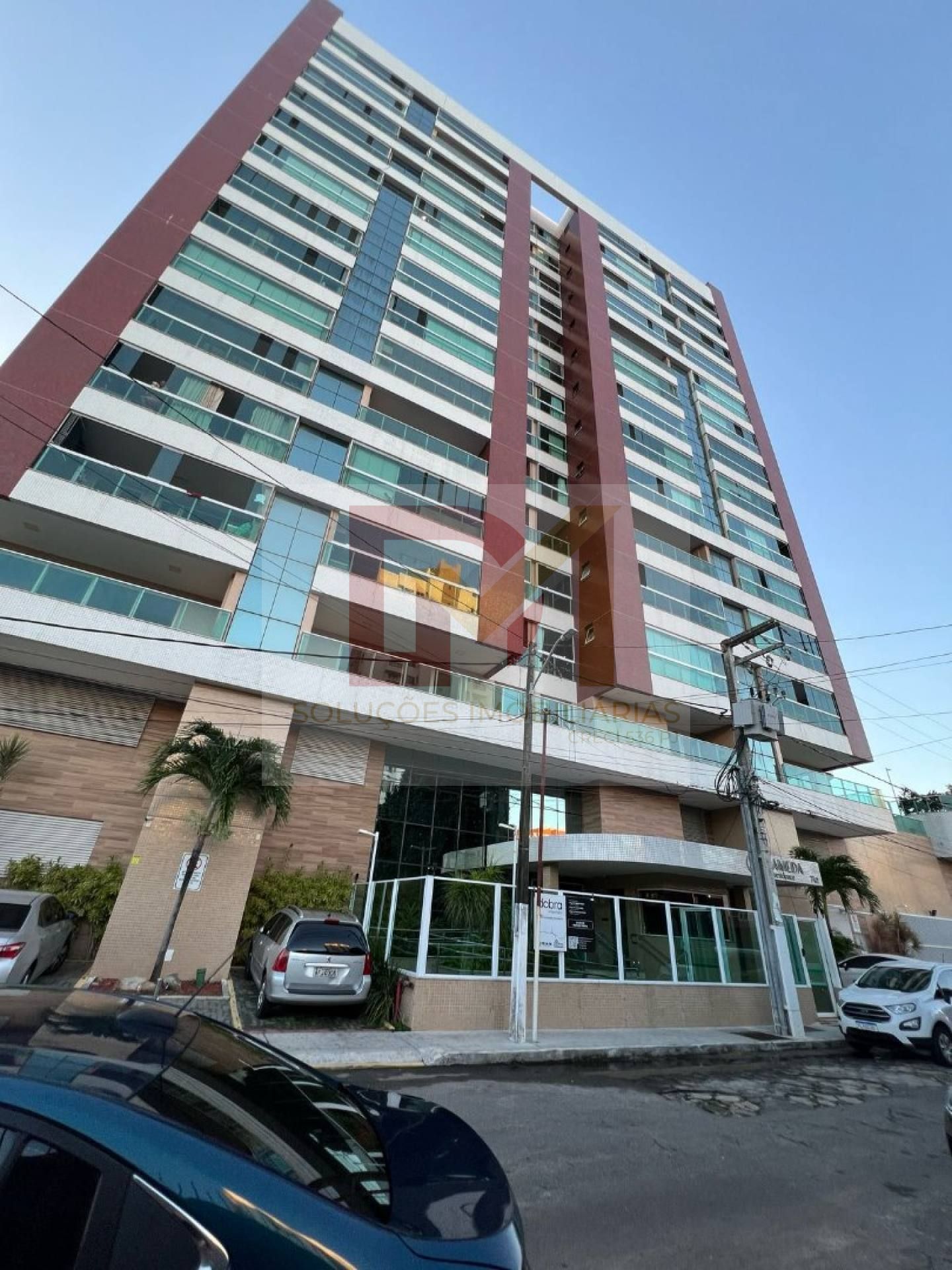 Apartamento Para Vender com 3 suítes no bairro Jardins em Aracaju / Edifício Alameda Residence.