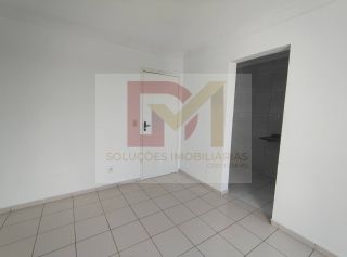 Apartamento Para Vender com 2 quartos 1 suítes no bairro Jabotiana em Aracaju / Residencial Lar Veredas.
