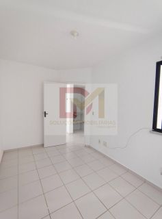 Apartamento Para Vender com 2 quartos 1 suítes no bairro Jabotiana em Aracaju / Residencial Lar Veredas.