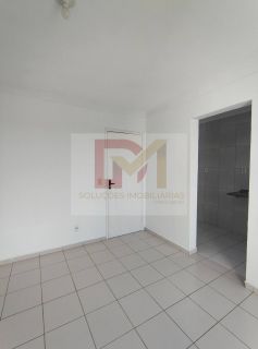 Apartamento Para Vender com 2 quartos 1 suítes no bairro Jabotiana em Aracaju / Residencial Lar Veredas.