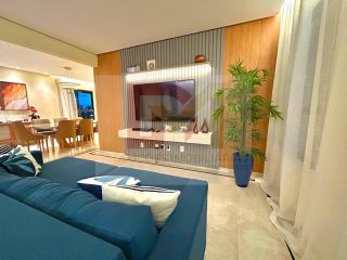Apartamento Para Vender com 4 quartos 3 suítes no bairro Jardins em Aracaju / Edifício Mansão Jenner Augusto.