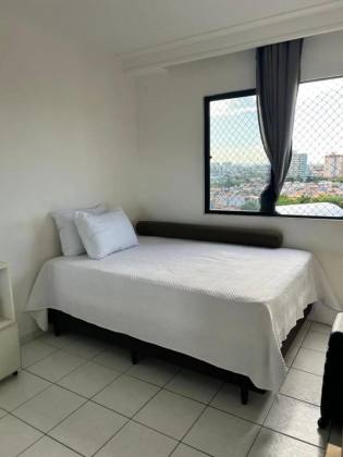 Apartamento Para Vender com 2 quartos 1 suítes no bairro Grageru em Aracaju / Condomínio Moradas do Adriático.