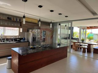 Casa de Condomínio Para Vender com 3 suítes no bairro Mosqueiro em Aracaju / Praia Bela Residencial.