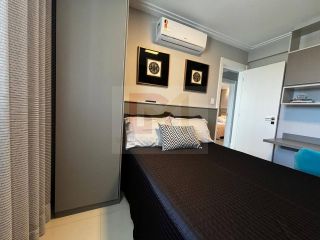 Apartamento Para Vender com 2 quartos 1 suítes no bairro Farolândia em Aracaju / Illuminare Residence.