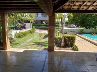 Casa de Condomínio Para Vender com 4 quartos 2 suítes no bairro Aruana em Aracaju / Condomínio Melício Machado.