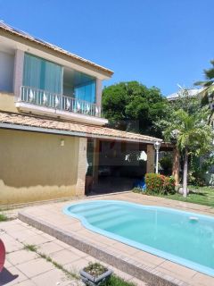Casa de Condomínio Para Vender com 4 quartos 2 suítes no bairro Aruana em Aracaju / Condomínio Melício Machado.