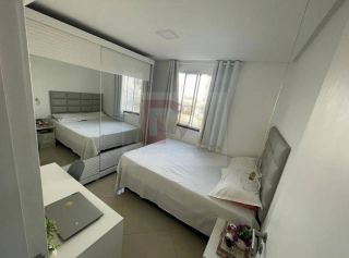 Apartamento Para Vender com 3 quartos 1 suítes no bairro Jabotiana em Aracaju / Condomínio Residencial Mirante Santa Lúcia.