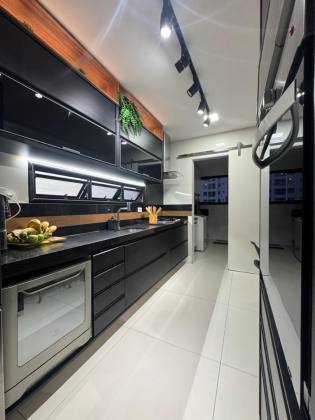 Apartamento Reformado com 3 Vagas no Coração do Jardins — Sofisticação e Localização Incomparáveis!