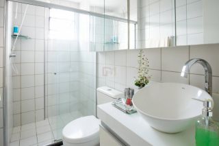 Apartamento Para Vender com 3 quartos 1 suíte no bairro Luzia em Aracaju / Residencial Padre Arnóbio.