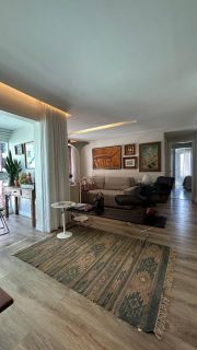 Apartamento reformado a poucos metros da Orla de Atalaia