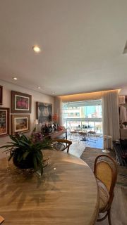 Apartamento reformado a poucos metros da Orla de Atalaia