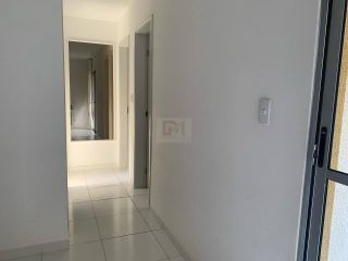 Apartamento Para Vender com 3 quartos 1 suíte no bairro Jabotiana em Aracaju / Condomínio Reserva Santa Lúcia.