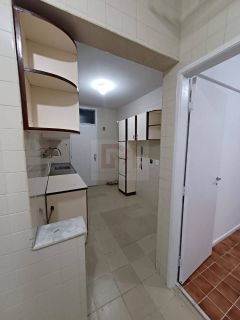 Apartamento Para Vender com 3 quartos 1 suíte no bairro 13 de Julho em Aracaju / Port Saint Paul.
