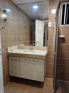 Apartamento Para Vender com 3 quartos 1 suíte no bairro 13 de Julho em Aracaju / Port Saint Paul.