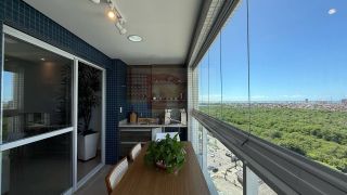 Apartamento Para Vender com 3 quartos 1 suíte no bairro Farolândia em Aracaju / Vista Beira Mar.
