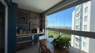Apartamento Para Vender com 3 quartos 1 suíte no bairro Farolândia em Aracaju / Vista Beira Mar.